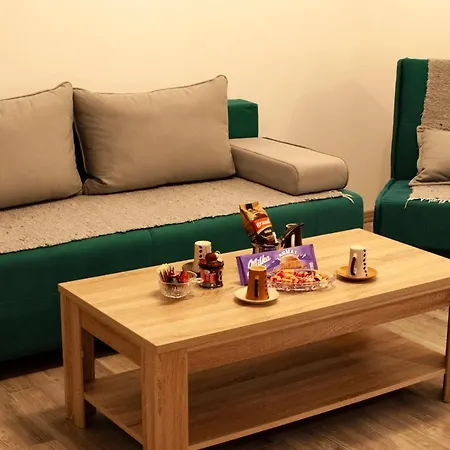 Kovac Apartment Pale